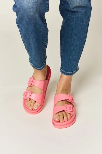 Coral Cove Buckle Sandals