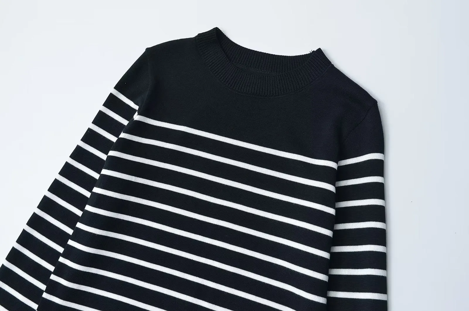 Pre Order:  Contrast Stripes Knitted Slim-Fit Dress