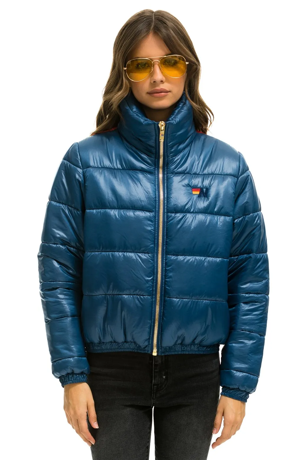 SUNBURST APRES PUFFER JACKET - GLOSSY DEEP BLUE